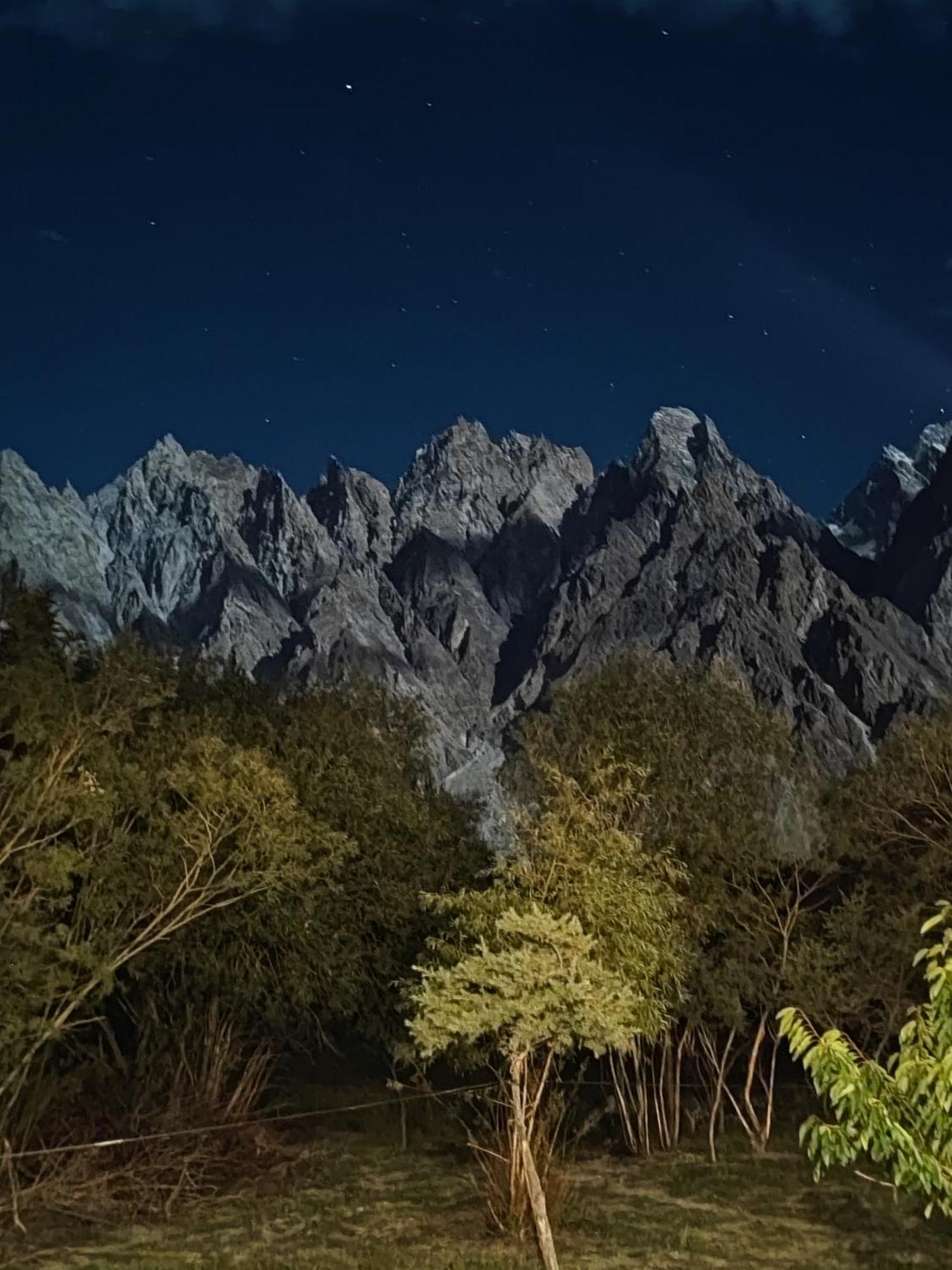 Passu Cones Hotel Pasu エクステリア 写真